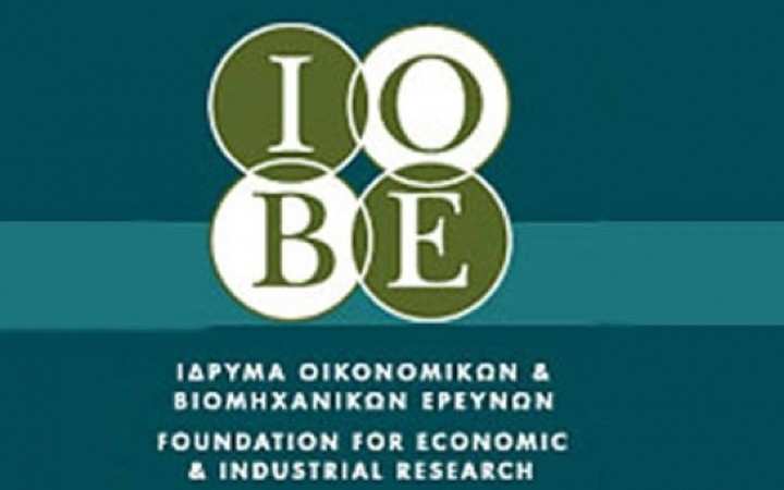 ΙΟΒΕ: Η ανεργία στο 27% δεν είναι βιώσιμη