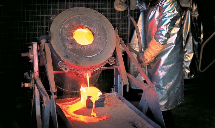 1.600 θέσεις περικόπτει η Siemens