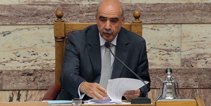 Κατατέθηκε η πρόταση ψήφου εμπιστοσύνης της κυβέρνησης