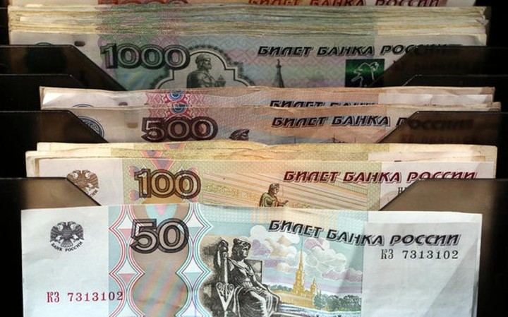 Μεντβέντεφ:Κανένας λόγος για περαιτέρω υποχώρηση του ρουβλίου