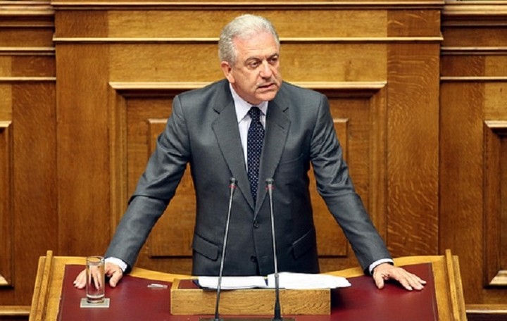Αβραμόπουλος: «Ενίσχυση και περαιτέρω ανάπτυξη» των σχέσεων ΕΕ - ΗΠΑ
