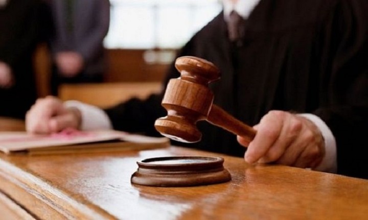 Έφοδος του Εισαγγελέα Διαφθοράς στο σπίτι επιχειρηματία