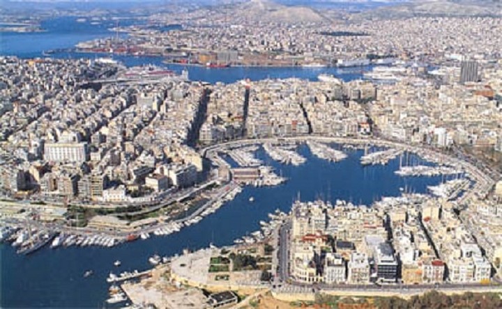 Alert: Δείτε πού βρίσκεται το πλοίο με πιθανό κρούσμα Έμπολα