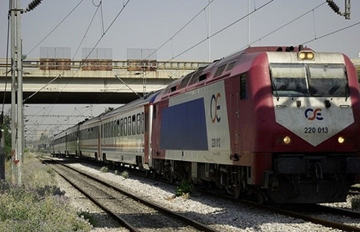 Σύγκρουση τρένων στο σταθμό Ρουφ