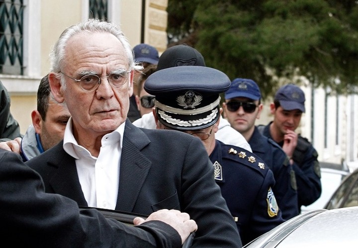Σύγκρουση Τσοχατζόπουλου - Ζήγρα για τα εξοπλιστικά