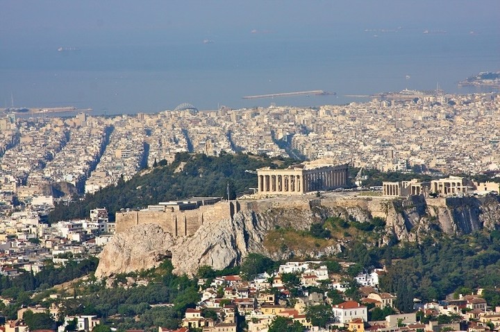 Η Αθήνα ανάμεσα στους τρεις κορυφαίους προορισμούς της Ευρώπης για το 2015