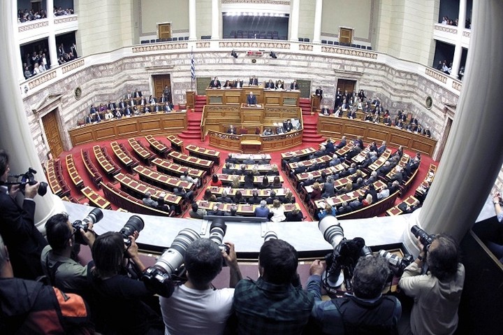 Στις 19.30 η ψηφοφορία για την εκλογή του ΠτΔ