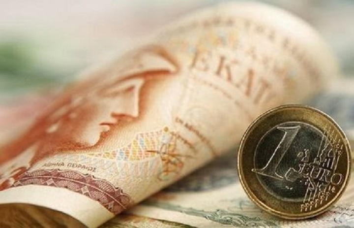 Επικεφαλής Ifo: Μοναδική λύση για την Ελλάδα η επιστροφή στην δραχμή