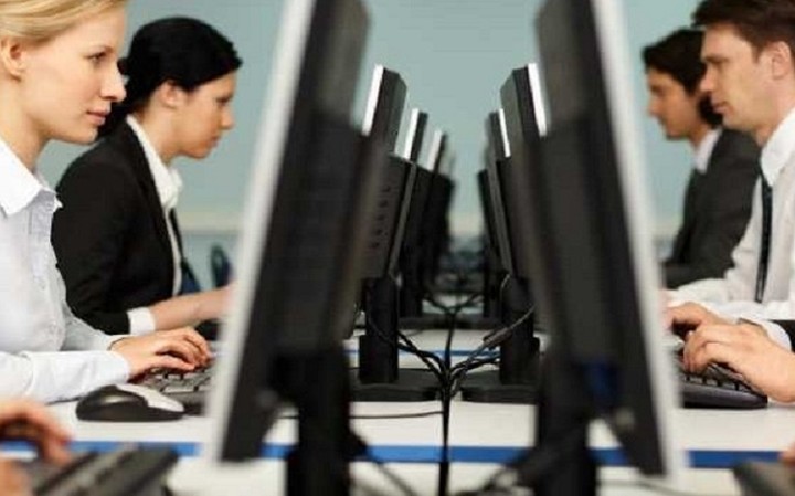 ΟΑΕΔ: Ανοίγουν οι αιτήσεις για τα δωρεάν μαθήματα πληροφορικής - Δείτε όλα τα βήματα