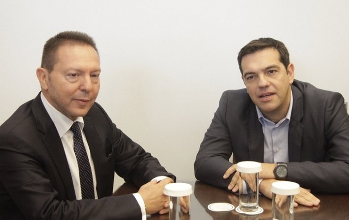 Αναβάλλεται για αύριο το πρωί η συνάντηση Τσίπρα-Στουρνάρα