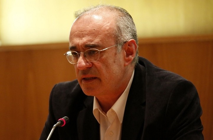 Μάρδας: Μείωση κατά 50% στους μετακλητούς υπαλλήλους της κυβέρνησης