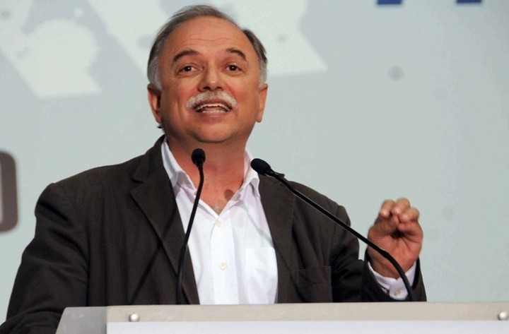Παπαδημούλης: «Να περάσει γρήγορα τις "συμπληγάδες" η κυβέρνηση»