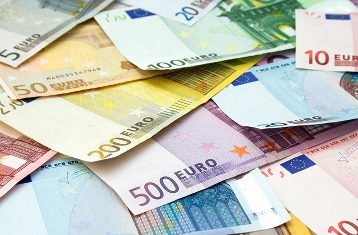 Σε ανοδική πορεία το ευρώ μετά το χαμηλό 12ετίας