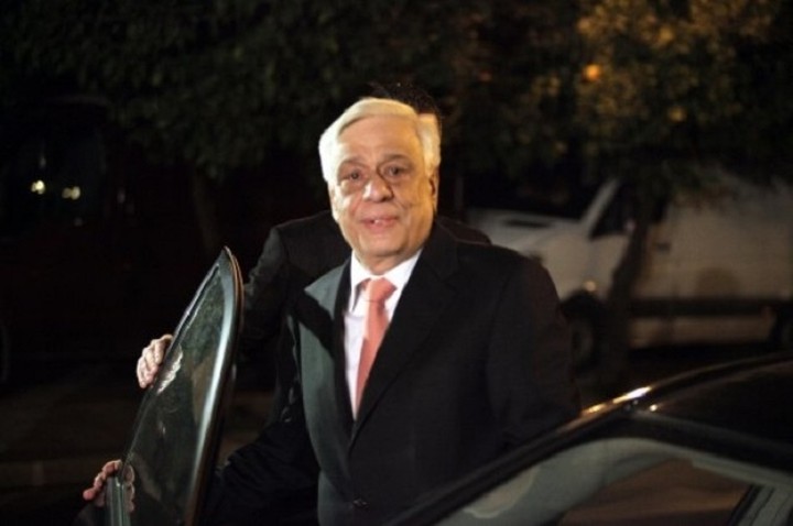 Επίσκεψη στο υπουργείο Άμυνας ο Παυλόπουλος