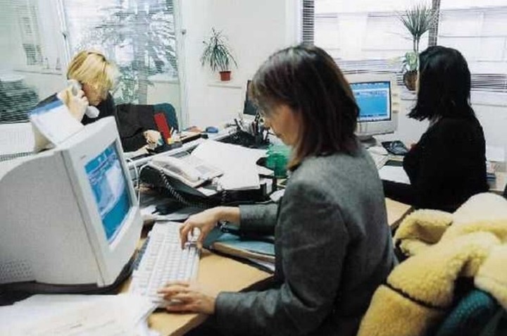Η «κοινωνία» θα επιλέγει ποιοι θα στελεχώνουν ΑΣΕΠ και Συνήγορο του Πολίτη
