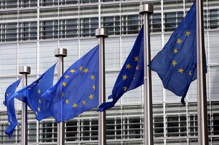 «Πάγο» σε δύο νομοσχέδια της κυβέρνησης βάζει η Κομισιόν