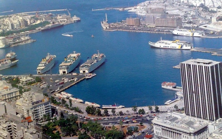 Επιβάτες και τουρίστες θα πληρώσουν την κρίση στην ακτοπλοϊα - Δείτε γιατί