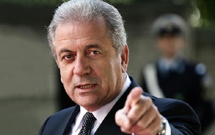 Αβραμόπουλος: Θα υπάρξει συμφωνία για μια αλληλέγγυα κατανομή των προσφύγων