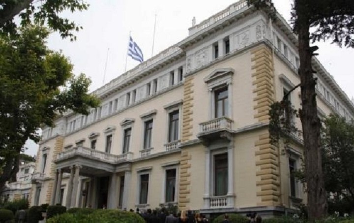 Ορκίστηκαν οι υπουργοί Μουζάλας, Μάρδας και Σγουρίδης
