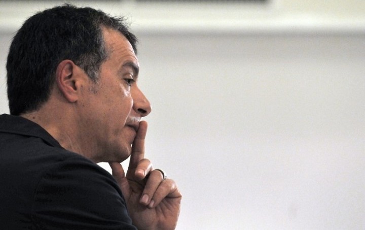 Στ. Θεοδωράκης: Όχι σε ψήφο εμπιστοσύνης στην κυβέρνηση