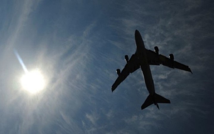 «Βόμβα» στον τουρισμό: Ποια αεροπορική αναστέλλει προσωρινά τις εργασίες της