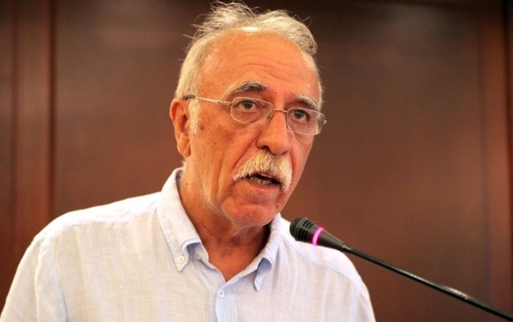 Βίτσας: Τελειώνουμε με τους εθνικούς προμηθευτές και τα αλόγιστα εξοπλιστικά προγράμματα