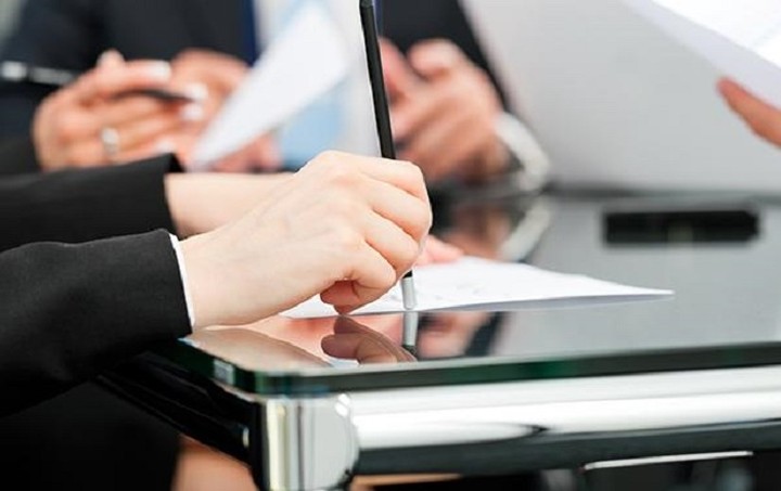 Οι «πρωταθλητές» των δημόσιων συμβάσεων κατά το α΄ εξάμηνο του 2015