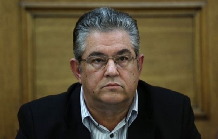 Κουτσούμπας: Να εξασφαλιστεί άμεσα η μεταφορά προσφύγων από το λιμάνι του Πειραιά