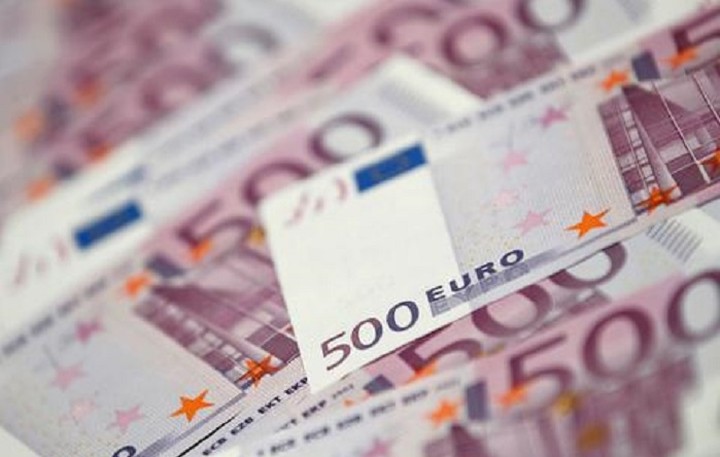 Καταργείται το χαρτονόμισμα των 500 ευρώ