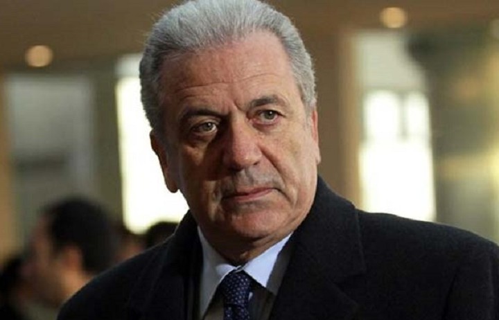 Αβραμόπουλος: Η Ε.Ε. καταδικάζει όλες τις μορφές ρατσισμού και ξενοφοβίας
