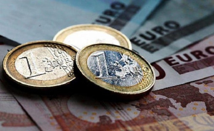 Η Ελλάδα παραμένει μια ακριβή χώρα για τους πολίτες της
