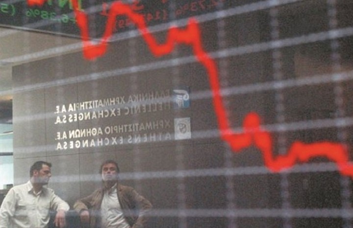 Σε ελεύθερη πτώση το Χρηματιστήριο Αθηνών με απώλειες άνω του 14%