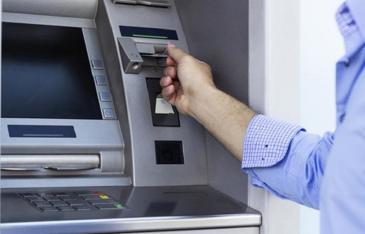 Τι μέτρα χαλάρωσης των capital controls ζήτησε η Αθήνα από τους θεσμούς