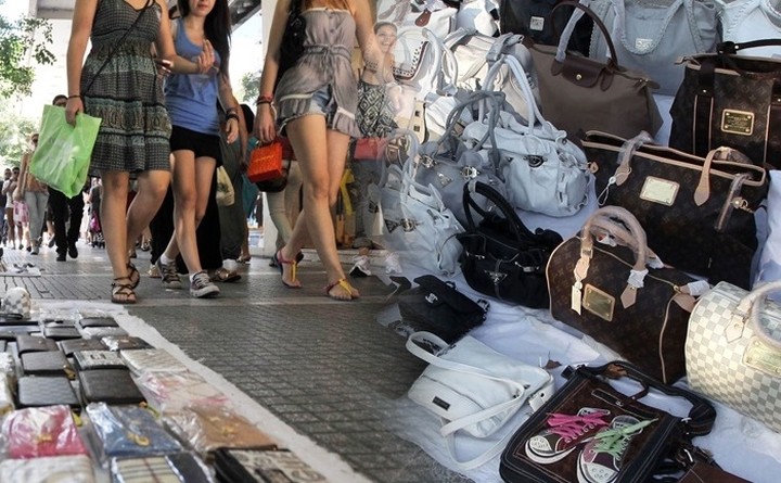 Πάνω από 100 δισ. ευρώ τζιράρουν οι «μαϊμούδες»- Οι επιπτώσεις στην οικονομία