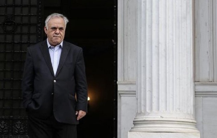 Με τον πρόεδρο της ΟΤΟΕ συναντάται ο Δραγασάκης