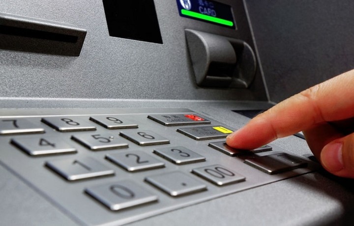 Capital controls: Όσα πρέπει να γνωρίζετε για το «παλιό» και το «νέο» χρήμα