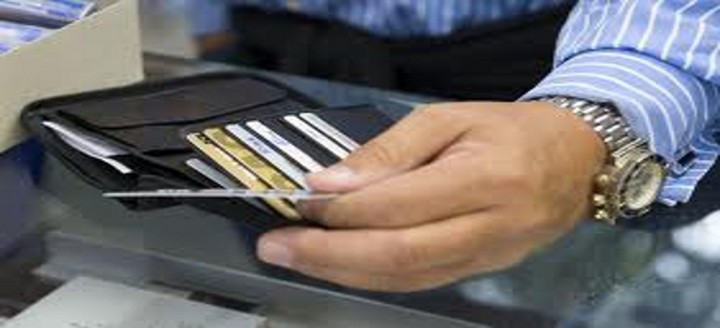 Ποιες πιστωτικές χρεώνουν τόκους έως 25%
