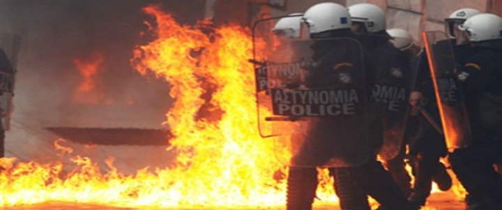 Τεράστιες οι ζημιές στις επιχειρήσεις του κέντρου από τα επεισόδια