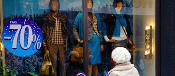 Από αύριο οι εκπτώσεις. Ευκaιρία για καλές και φθηνές αγορές