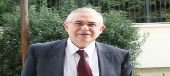 Μειώνονται οι μισθοί ανακοίνωσε ο πρωθυπουργός - Κοβονται δαπάνες 3 δις ευρώ το 2012
