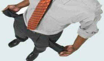 Στις «καλένδες» οι ευνοϊκές ρυθμίσεις για τα υπερχρεωμένα νοικοκυριά