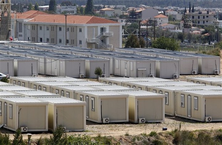 Κόντρες πάνω απο την Αμυγδαλέζα