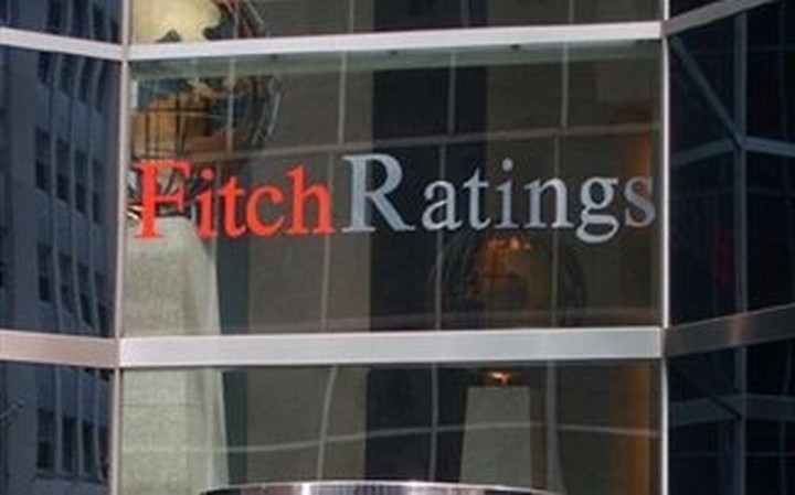 Σε CCC μας υποβάθμισε ο οίκος Fitch