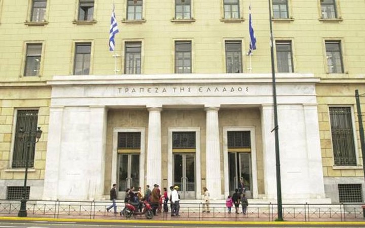 ΤτΕ: Δεν θα επιβληθεί όριο στις αναλήψεις