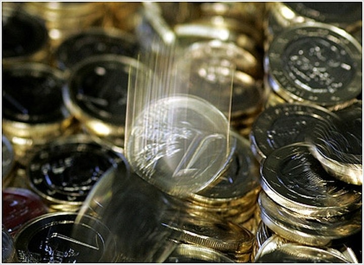 Μείωση 17,3% στο έλλειμμα τρεχουσών συναλλαγών