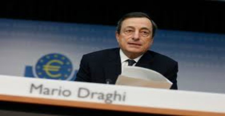Ο Draghi ζητάει πράξεις απο τους πολιτικούς ηγέτες