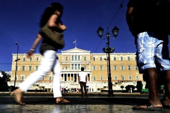 «Εξοδο» της Ελλάδας από το ευρώ θέλει το 83% των Γερμανών
