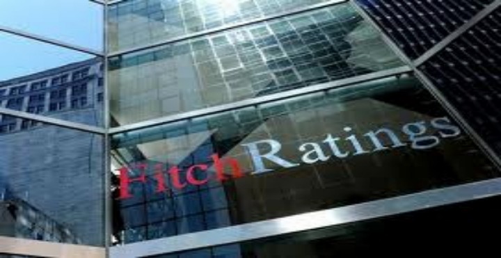 Fitch: "καμπανάκι" για την πιστοληπτική ικανότητα των ΗΠΑ