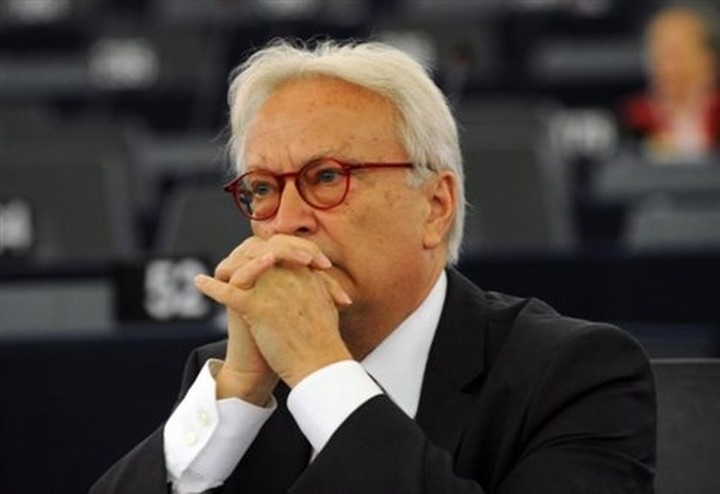 Σβόμποντα: Λάθος τα μέτρα της Τρόϊκας στην Ελλάδα