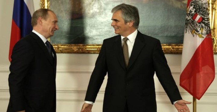 Αυστρία: Δεν θα δοθούν δώρα στην Ελλάδα αλλά οξυγόνο